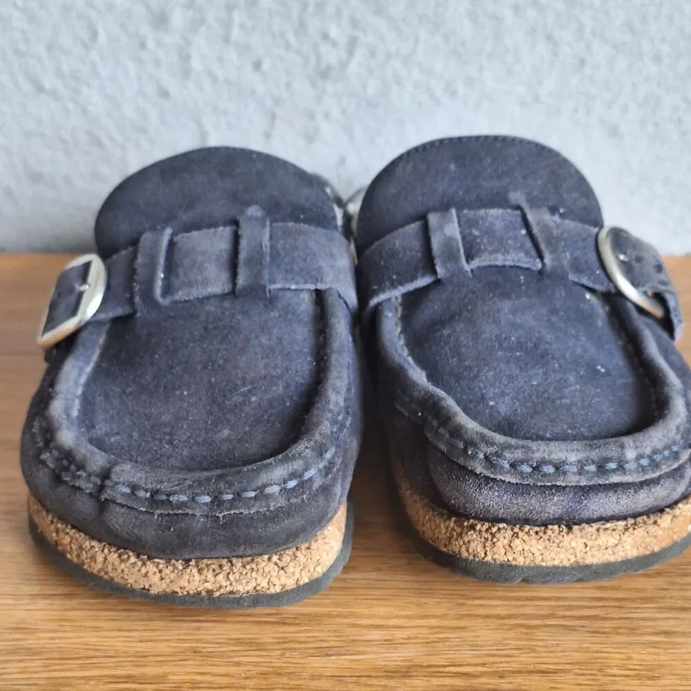 Birkenstock Women's Gray Suede Shearling Mule Clogs with Buckle - Picture 2 of 14